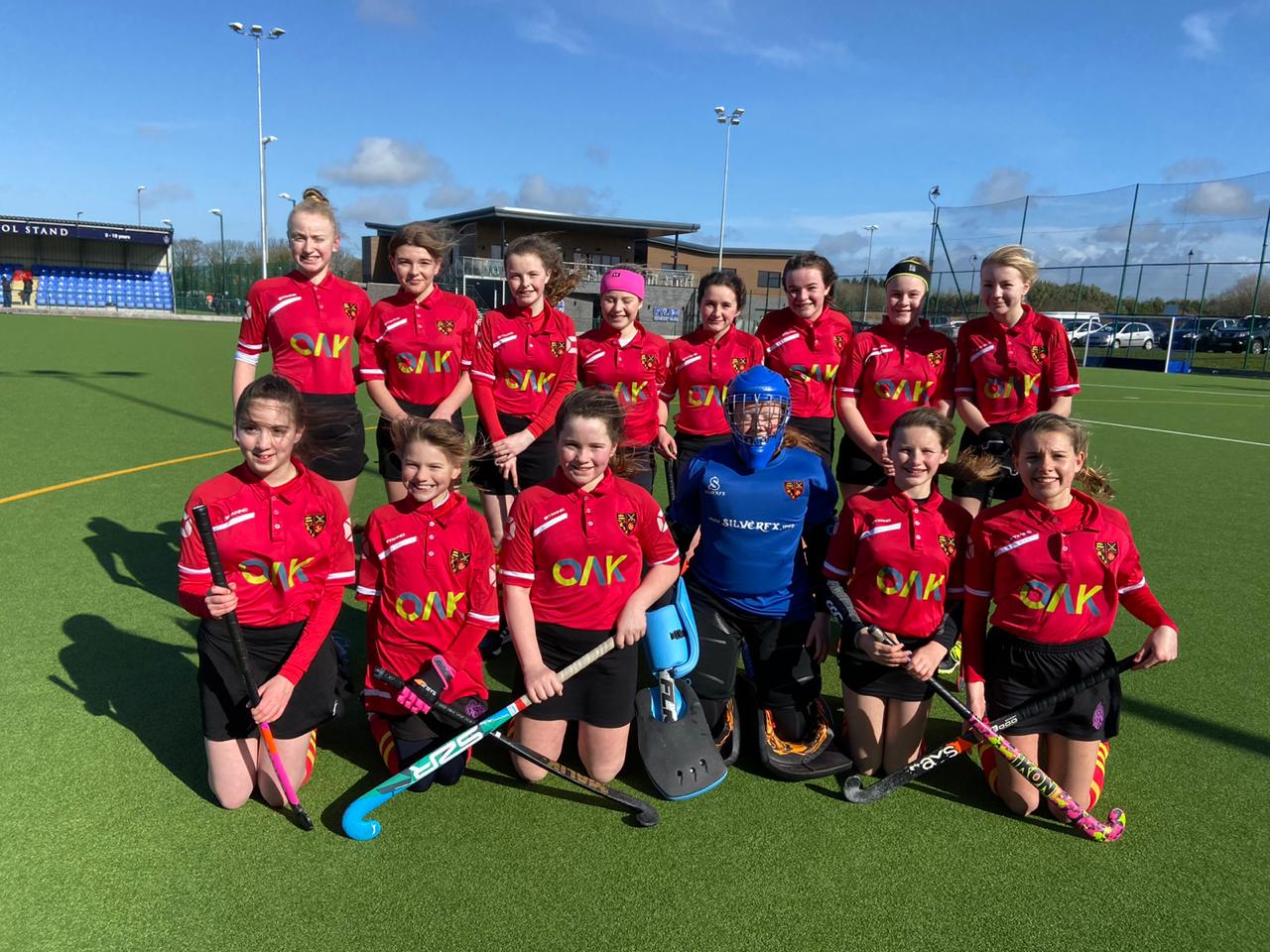 Oak IOM Sponsor U18 Hockey Team