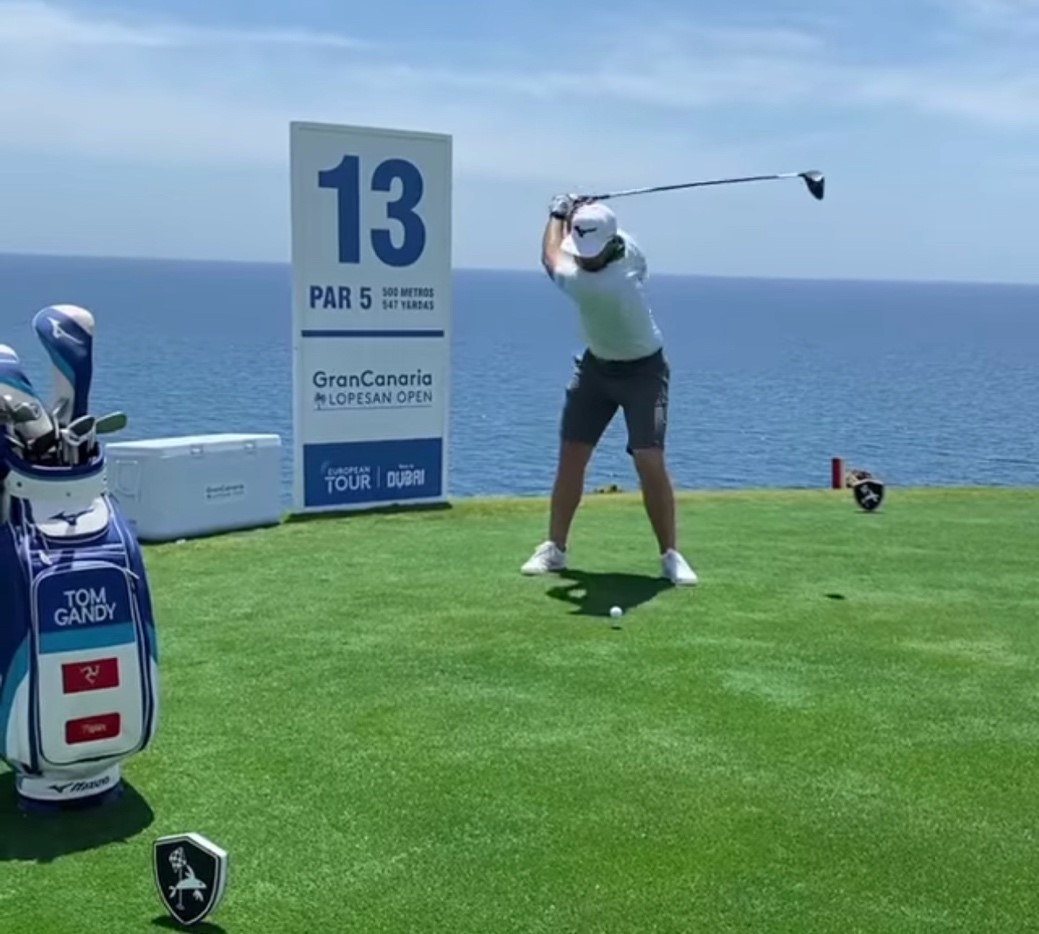 Oak Ambassador Tom Gandy Shines in Tenerife